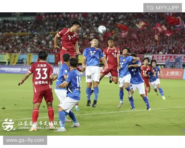 以岭岐足球队奋勇拼搏展现团队精神 力争联赛冠军荣耀再攀新高